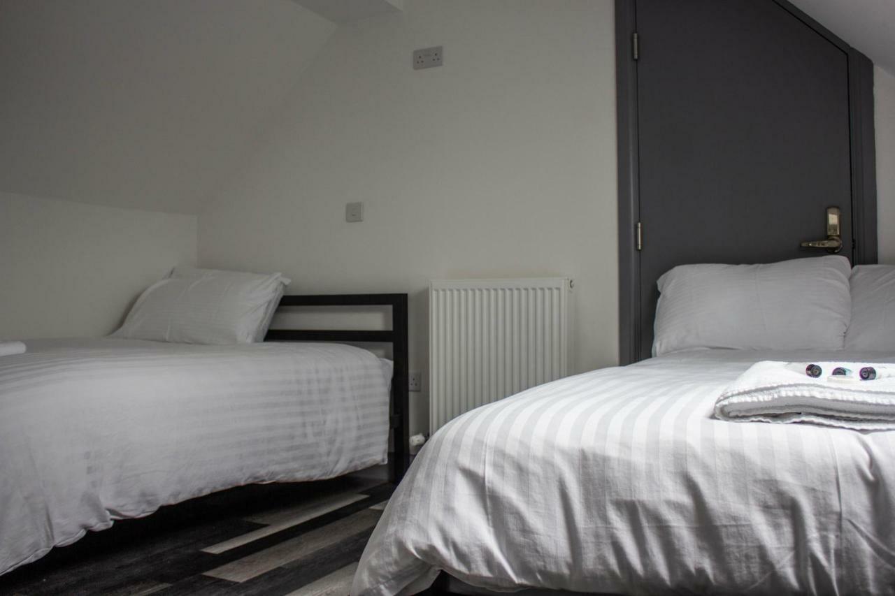 Crofts Hotel カーディフ エクステリア 写真